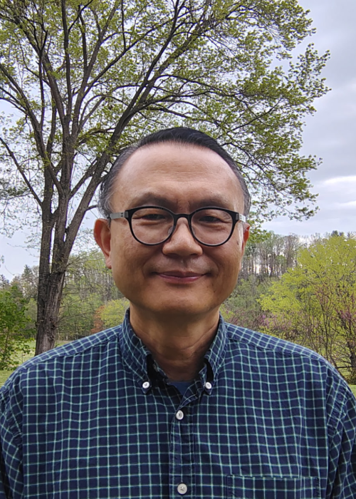 Dr. Yong Hur